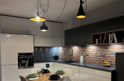 Location d’un appartement confortable de 2 pièces, 53 m², dans le quartier Nadodrze, Wrocław, Pologne